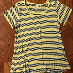 LuLaRoe Tshirt